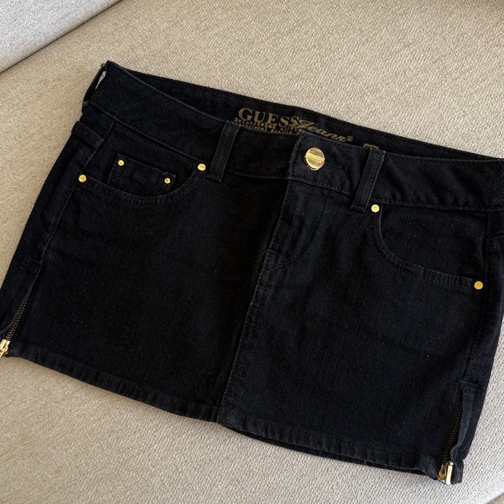 Guess Black Mini Skirt with Gold Details - Picture 1 of 6